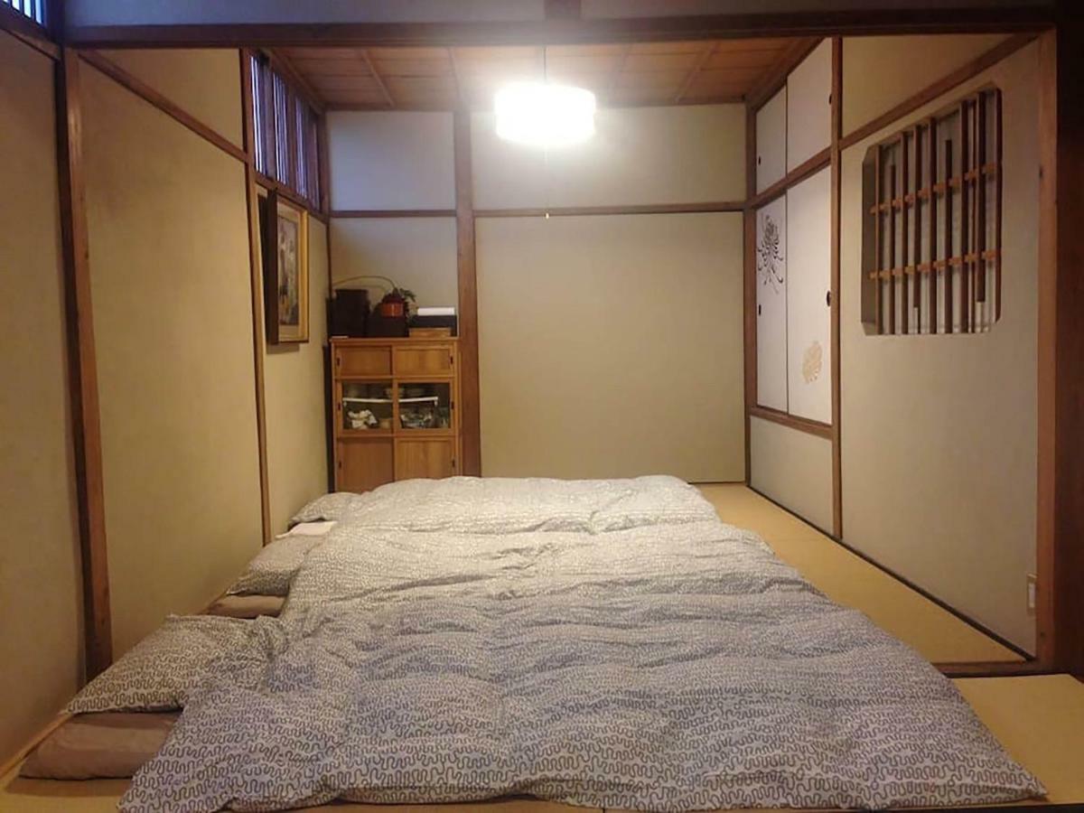 Bar併設の仕掛け満載忍者ハウス!Wi-Fi!天王寺電車で15分!帝塚山四丁目駅3メートル! Hotel Osaka Eksteriør billede