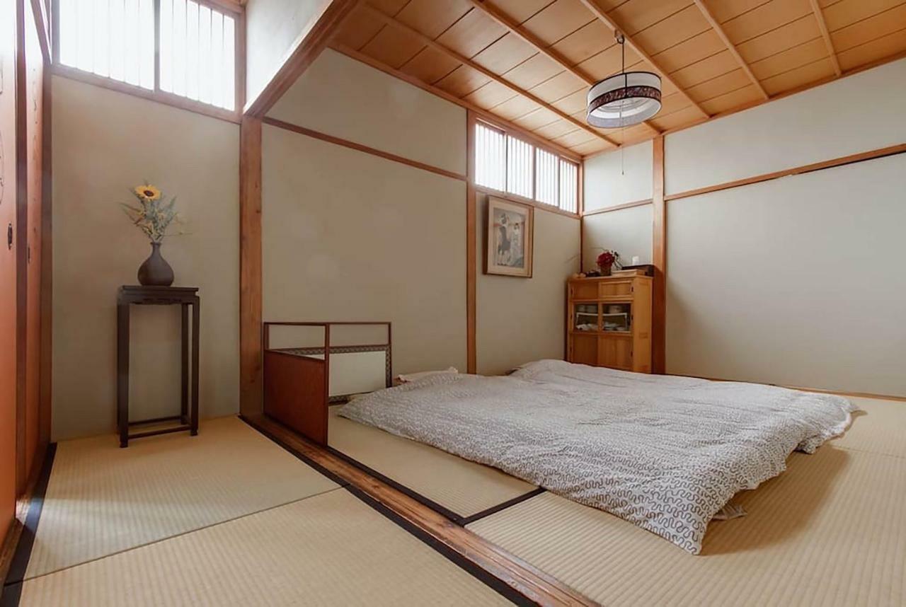 Bar併設の仕掛け満載忍者ハウス!Wi-Fi!天王寺電車で15分!帝塚山四丁目駅3メートル! Hotel Osaka Eksteriør billede